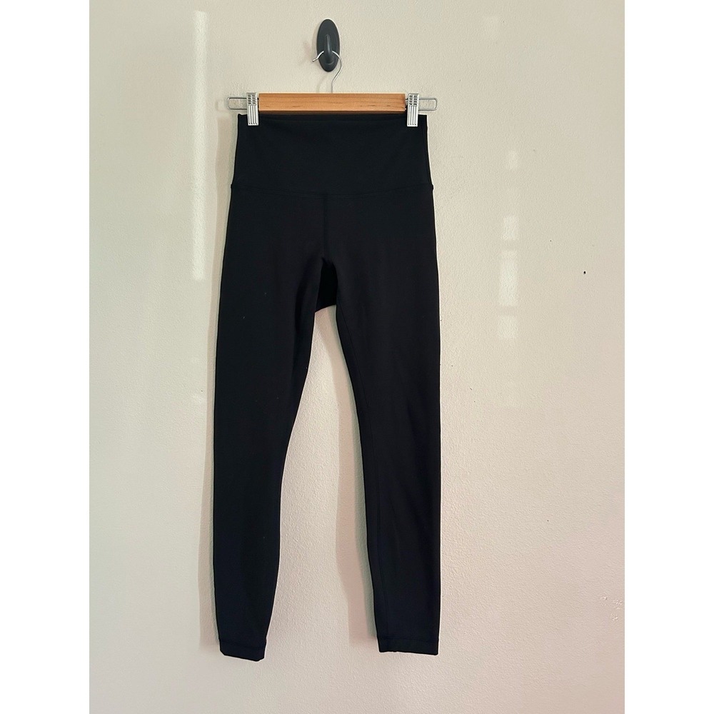 Women's Lululemon Black  Wunder Under High Rise   Leggings size 6 24" - Picture 3 of 8